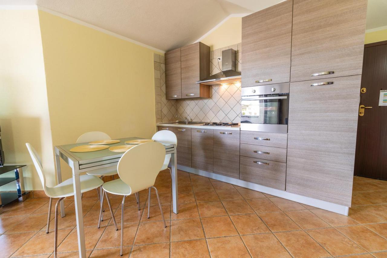 Vista Mare Apartment 6 Ольбия Экстерьер фото
